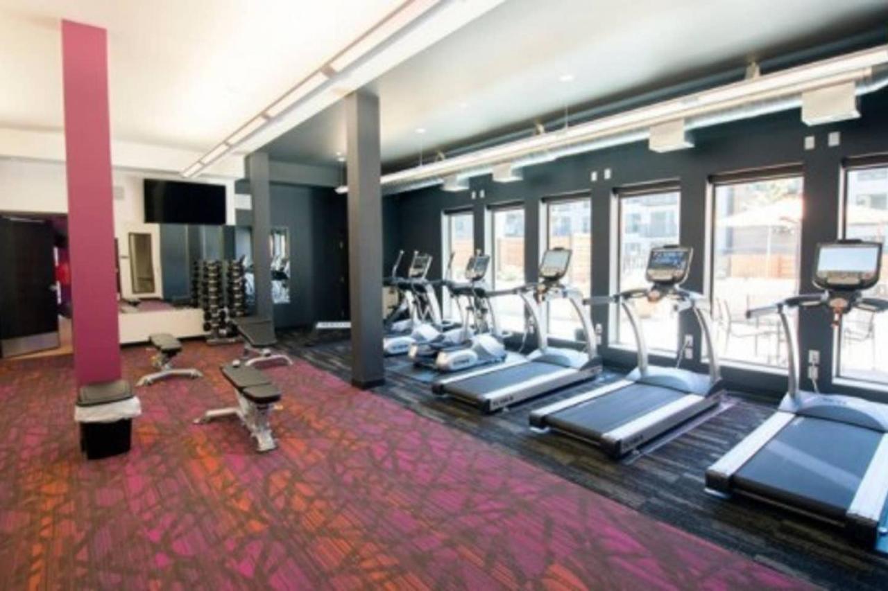 Frontdesk Confluence On 3Rd Apt Downtown Riverwalk Trails Des Moines Dış mekan fotoğraf