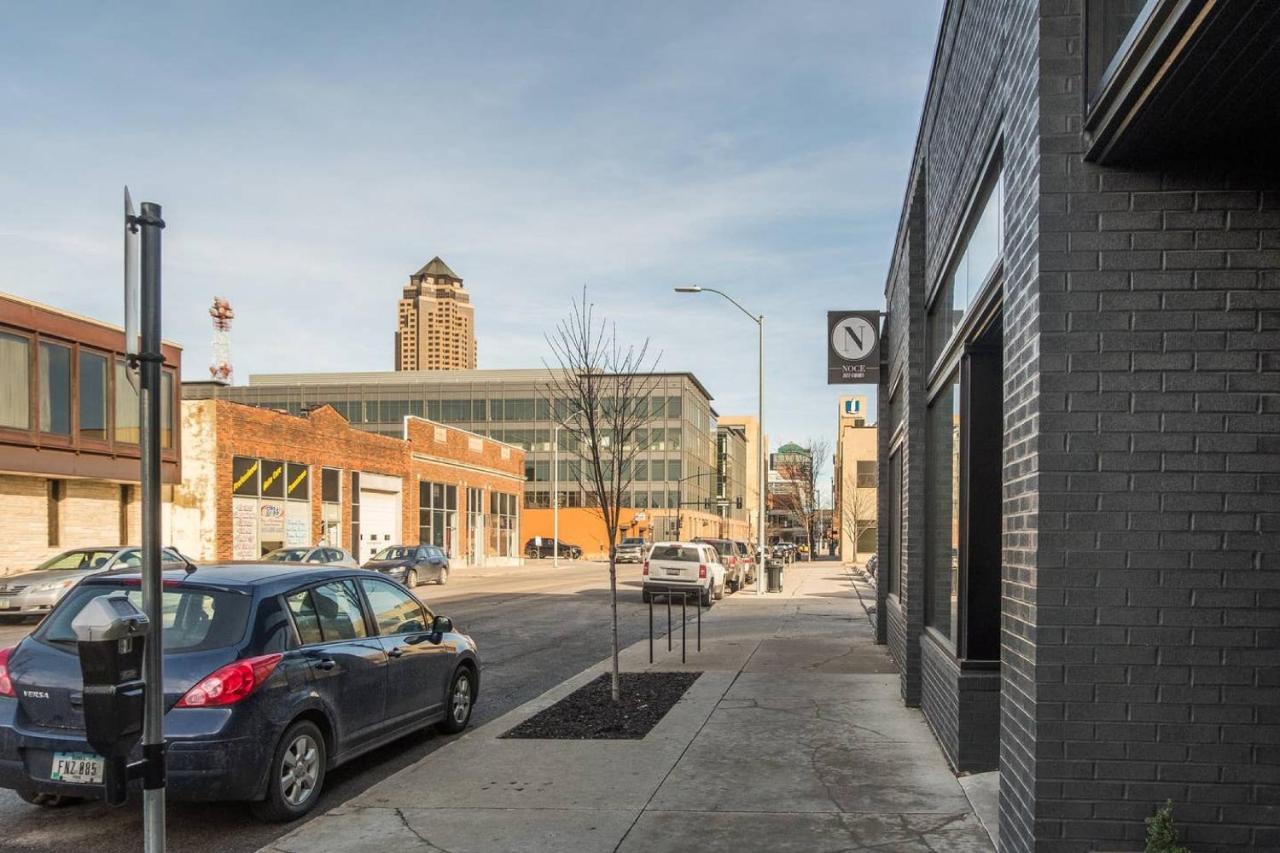 Frontdesk Confluence On 3Rd Apt Downtown Riverwalk Trails Des Moines Dış mekan fotoğraf
